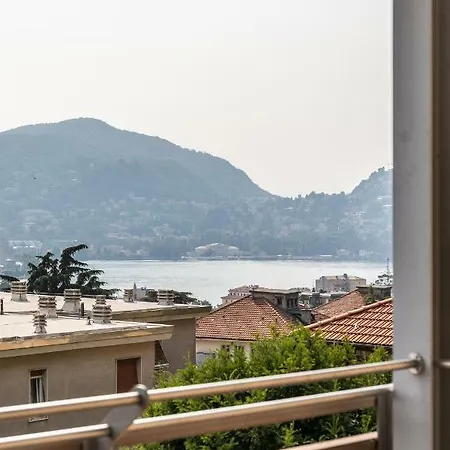 Luxury Lake View & *